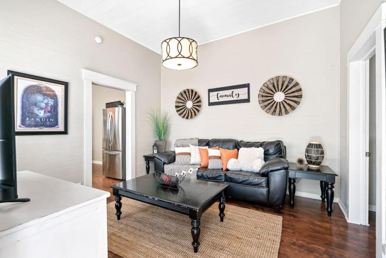 Charming And Historic Bungalow Near All Tampa Buitenkant foto