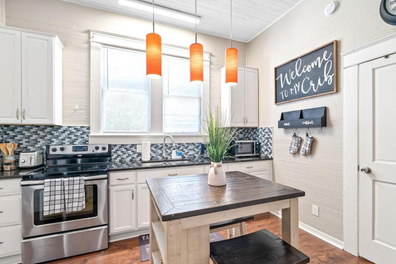 Charming And Historic Bungalow Near All Tampa Buitenkant foto