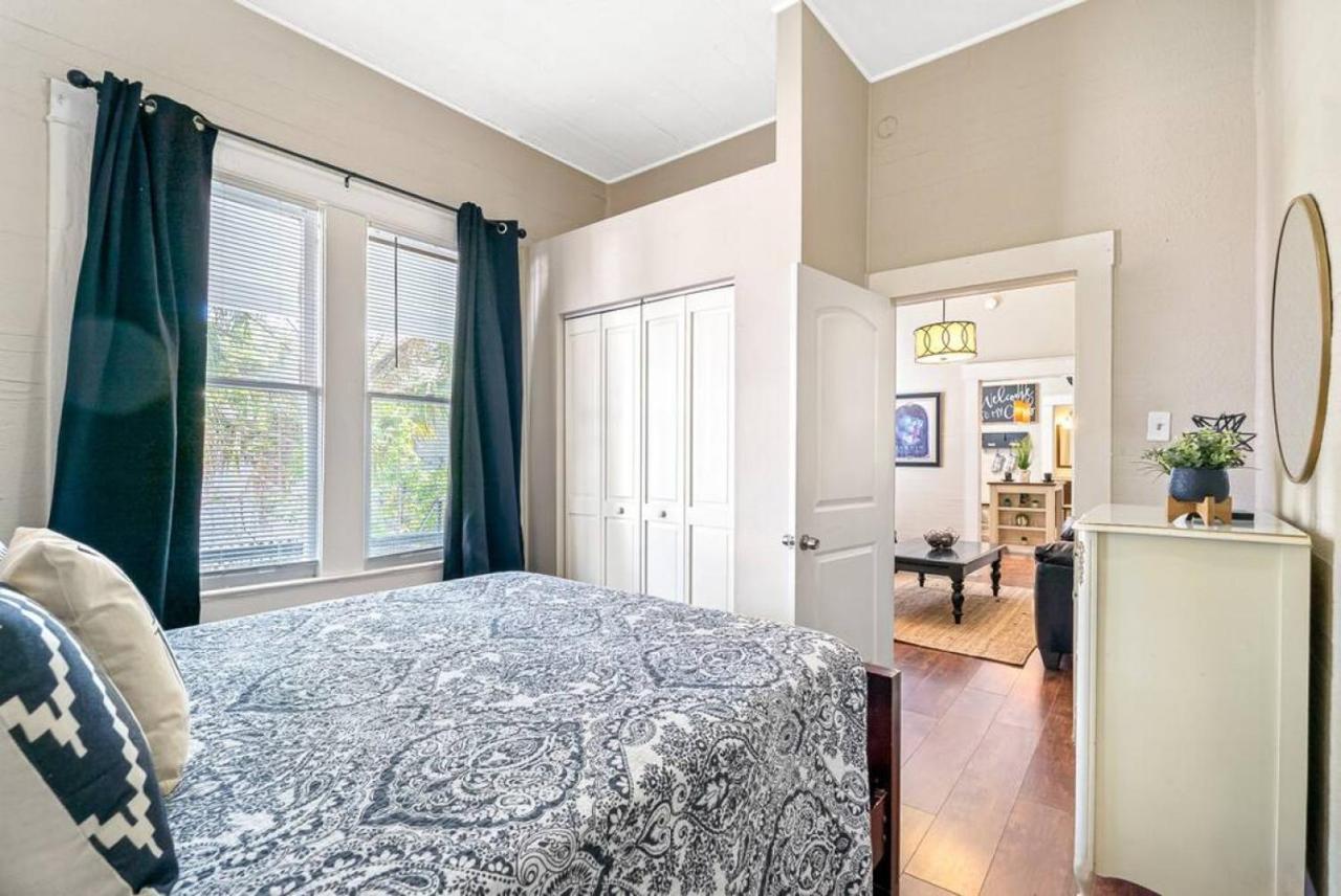Charming And Historic Bungalow Near All Tampa Buitenkant foto